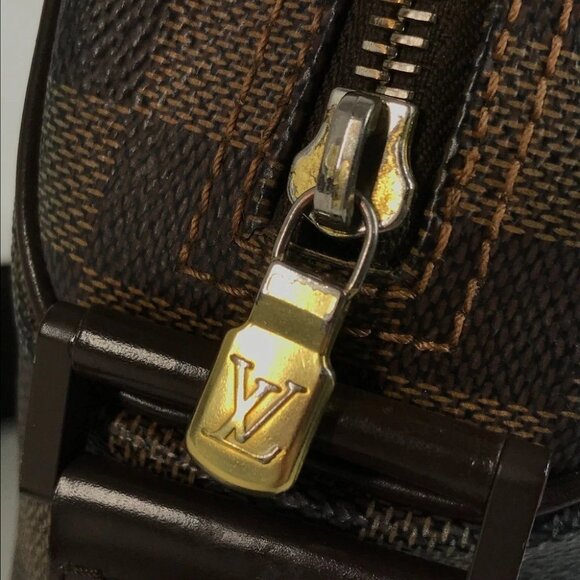 LOUIS VUITTON N41442 Damier Olaf PM Pochette Bag Crossbody Shoulder Bag - Picture 3 of 15